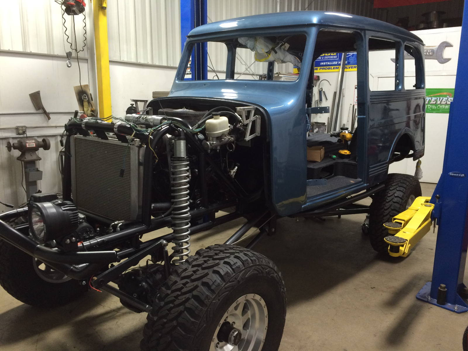 Willys Station Wagon, Supercharged with 800 HP